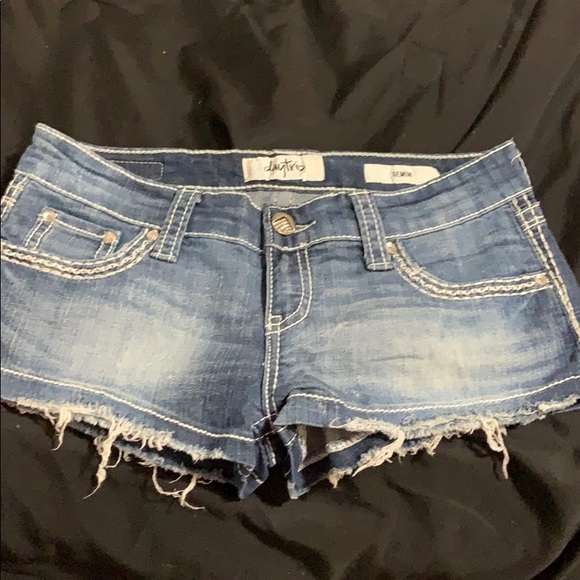 Jean shorts - Picture 1 of 2